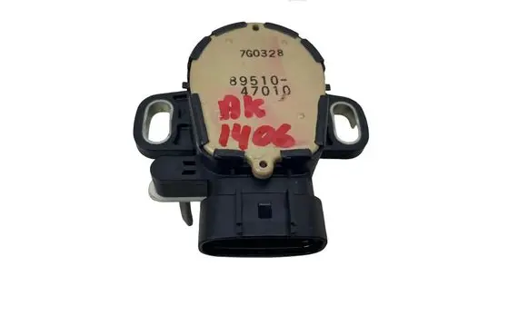 Toyota Prius (XW20) Brake pedal 8951047010
