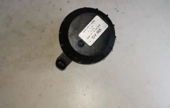 Audi A7 S7 4G Alarm system siren 4H0907601C