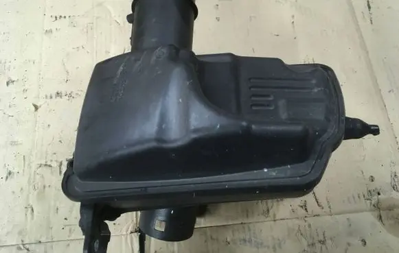 Renault Koleos I Air filter box