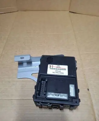 Suzuki Grand Vitara II Central body control module 3677064J41
