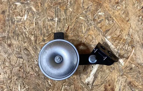 Porsche Macan (95B) Horn signal 95B951097B 95B907175B