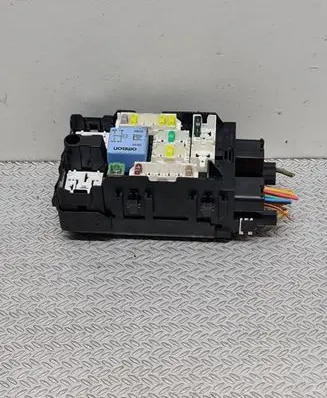 Peugeot 508 Fuse module 9665492680 018014781 2010080720