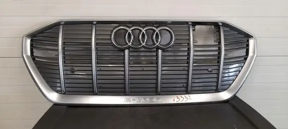 Audi e-tron Front grill 1234