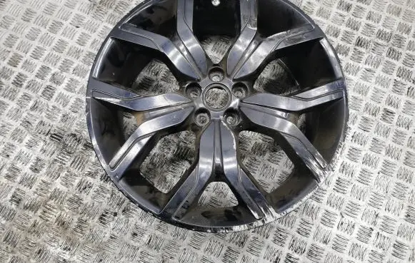 Land Rover Evoque I R20 alloy rim 