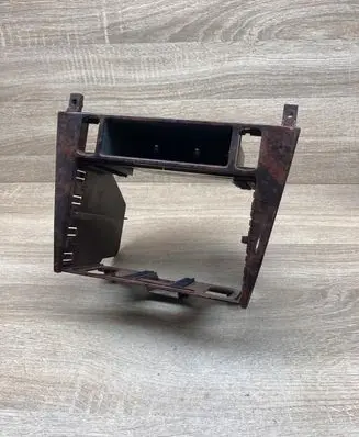 Volvo S40, V40 Radio/GPS head unit trim 30858068 30858069 30858070