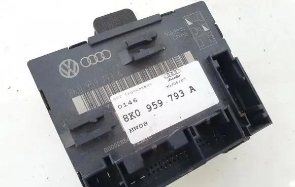 Audi A5 8T 8F Other control units/modules 8k0959793A