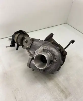 Opel Insignia A Turbo 55570748 7861371 0CV06690