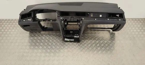 Volkswagen PASSAT B8 Dashboard 3G1857100C