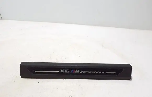 BMW X6 G06 Front sill trim cover 51437434239