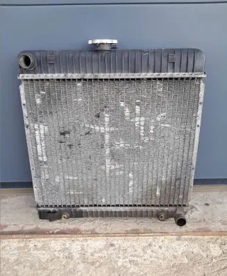 Mercedes-Benz W123 Coolant radiator 1235003803