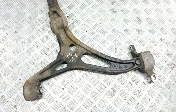 Mercedes-Benz ML W164 Front lower control arm/wishbone 00060367106