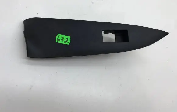 Toyota RAV 4 (XA30) Front door window switch trim 7427142010