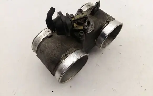 Opel Omega B1 Throttle body valve 90448360
