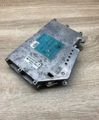 Volkswagen Golf III ABS control unit/module 1H0907379B 10094103134