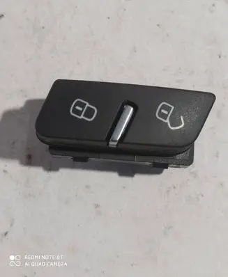 Volkswagen Touareg II Central locking switch button 7P6962126A 284106S