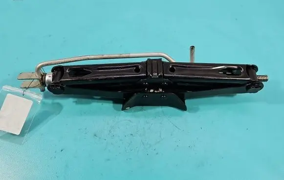 Dacia Sandero Lift Jack 005509264R IMPRK1557547