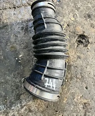 Ford Mondeo MK V Air intake hose/pipe DS739C662KG