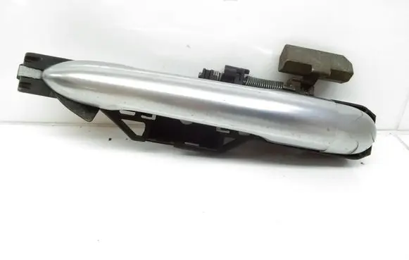 Renault Laguna II Rear door exterior handle 8200008430