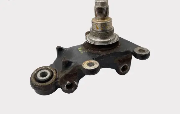 Rear wheel hub