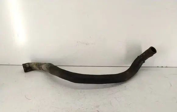 Volvo V70 Engine coolant pipe/hose 08671573