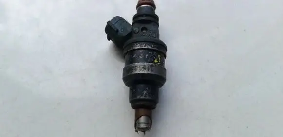 Mazda MX-6 Fuel injector INP480 INP-480