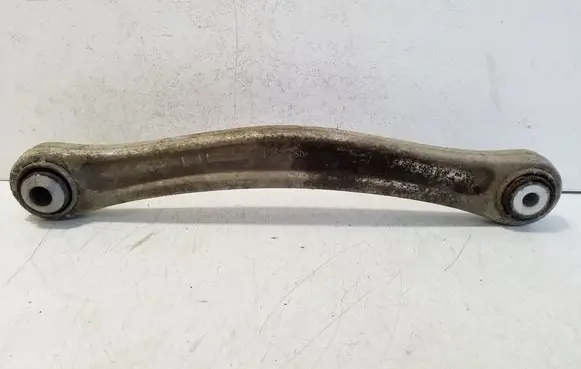 Rear control arm