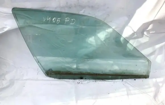 Peugeot 405 Front door window glass four-door 