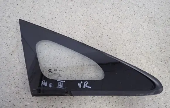 KIA Rio Side middle window/glass 861801W000