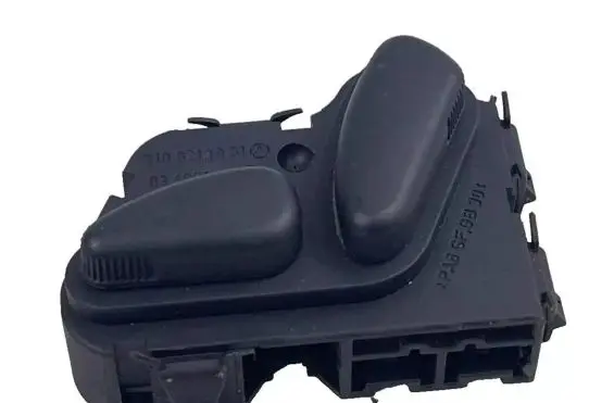 Mercedes-Benz E W210 Seat control switch 2108213851