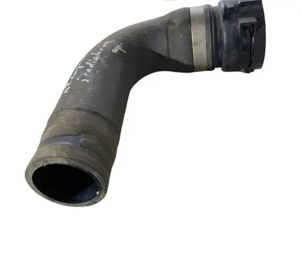 Porsche Cayenne (92A) Engine coolant pipe/hose 7P0121051