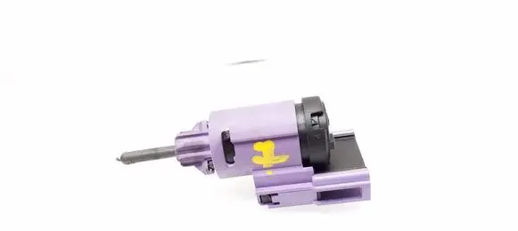 Brake pedal sensor switch