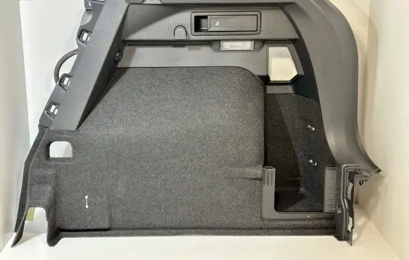 Volkswagen Tiguan Trunk/boot side trim panel 5NA867428 1110420