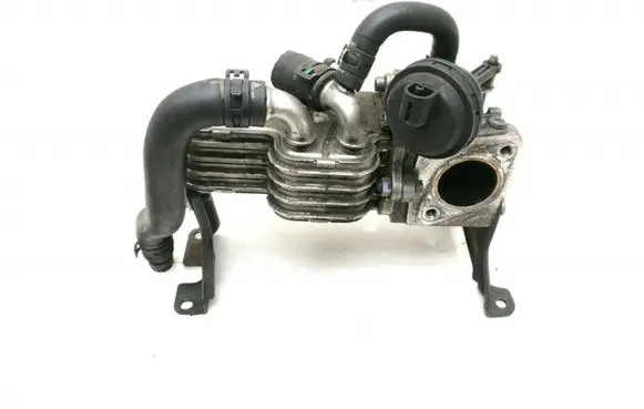 Audi A8 S8 D3 4E EGR valve cooler 059131512H 059121073B