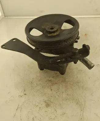 Nissan Almera N16 Power steering pump 7611332111