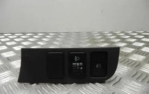 Opel Agila B Other switches/knobs/shifts 7383151K0 T2469