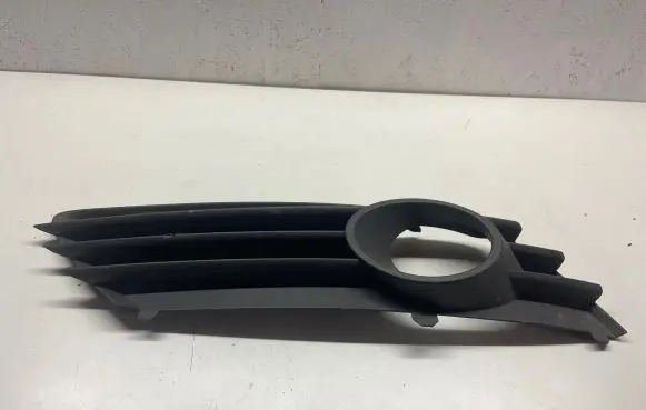 Opel Astra H Front bumper lower grill 13126026 375768702