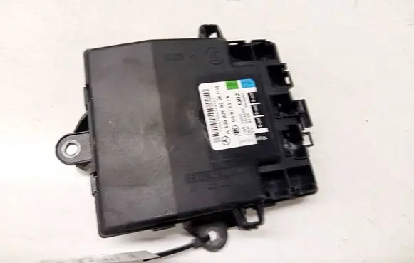 Mercedes-Benz B W245 Door control unit/module A1698209226 05072374