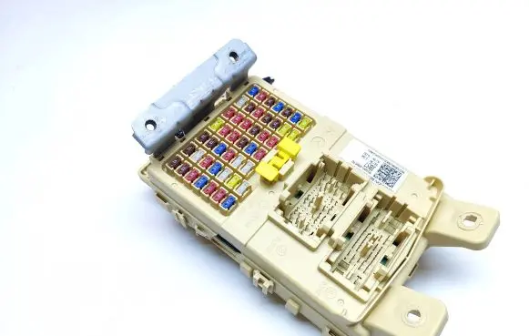 KIA Stonic Fuse module 91950H8570