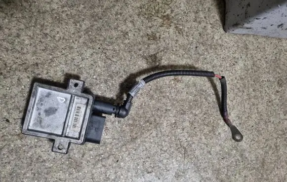 BMW 7 E65 E66 Glow plug pre-heat relay 778923105 759959Z 77892005