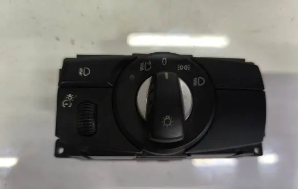 BMW X5 E70 Light switch 9134728 3361030102 140426