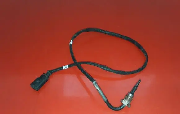 Audi A3 S3 8V Exhaust gas temperature sensor 04L906088BD