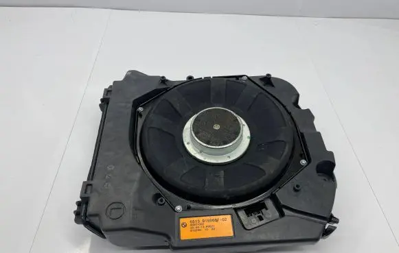 BMW 6 F06 Gran coupe Subwoofer speaker 9169687 65139169687