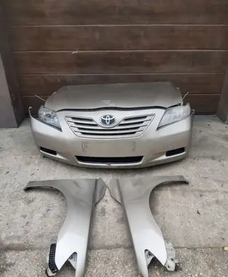 Toyota Camry Front bodywork piece 