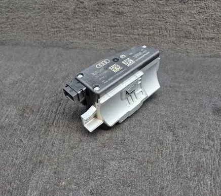 Audi A4 Allroad Steering wheel lock 8K0905852E