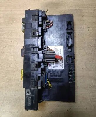Mercedes-Benz C W203 Fuse module 5DK00797420
