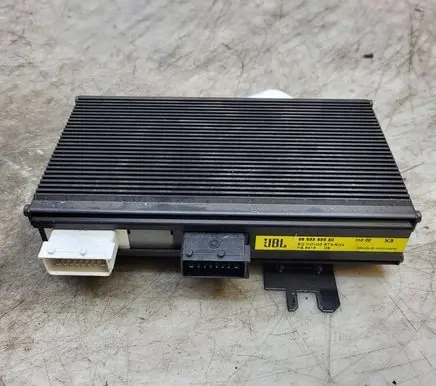 Citroen C5 Sound amplifier 9653383680