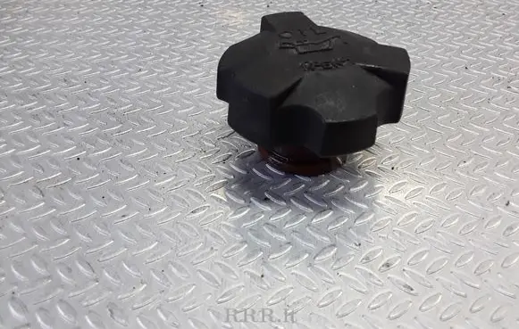 Hyundai Santa Fe Oil filler cap 