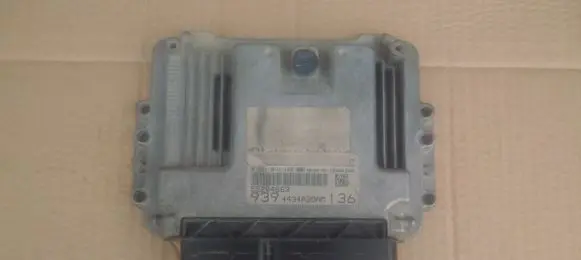 Alfa Romeo 159 Engine control unit/module 55204663 0281013140 9394434A30AM136