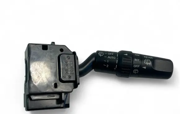 Mazda 5 Wiper control stalk 17D682