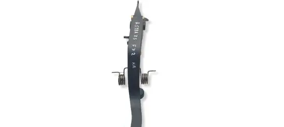 Opel Astra K Clutch pedal 39009722 PA66GF35 39009729